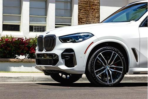 2022 BMW X5 M50i