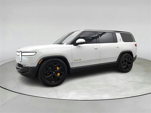 2023 Rivian R1S Adventure