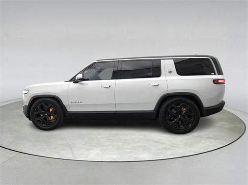 2023 Rivian R1S Adventure