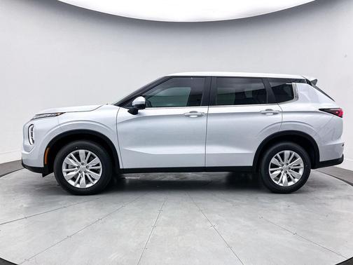 2025 Mitsubishi Outlander ES 2.5 2WD