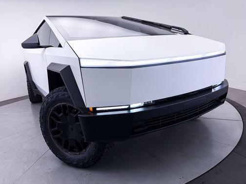 Ultra-Hard Stainless Steel 2025 Tesla Cybertruck Cyberbeast