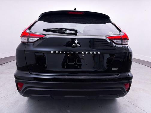 2025 Mitsubishi Eclipse Cross LE