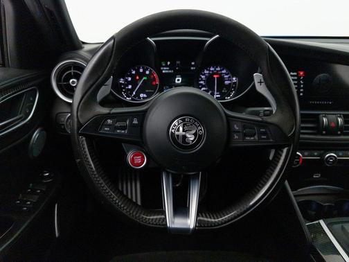 2018 Alfa Romeo Giulia Quadrifoglio