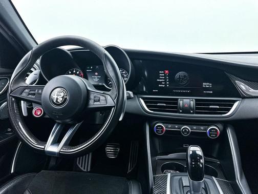 2018 Alfa Romeo Giulia Quadrifoglio