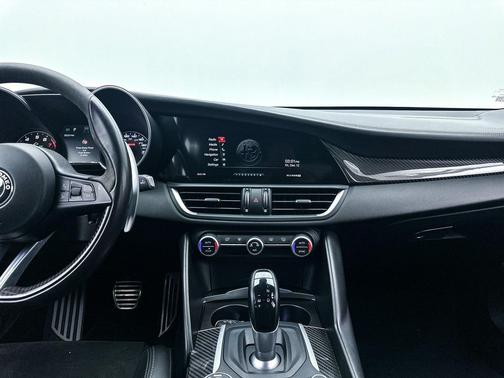 2018 Alfa Romeo Giulia Quadrifoglio