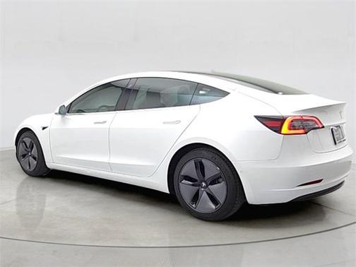 2019 Tesla Model 3 Mid Range