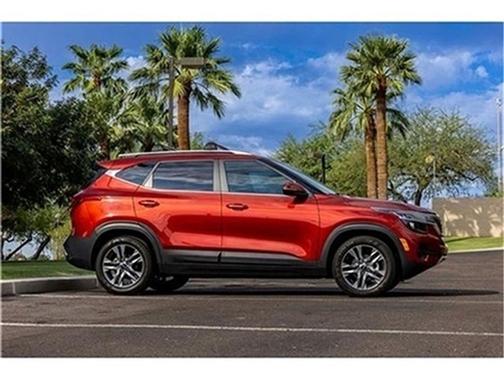 2023 Kia Seltos S