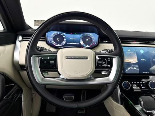 2023 Land Rover Range Rover P530 SE