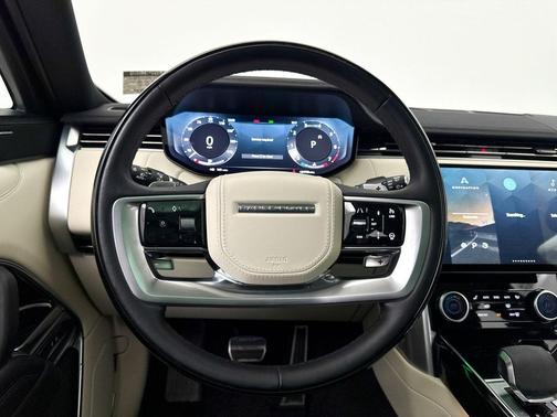 2023 Land Rover Range Rover P530 SE
