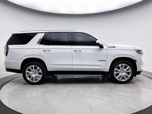 2022 Chevrolet Tahoe 4WD High Country