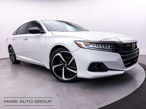 Platinum White Pearl 2022 Honda Accord Sport 2.0T