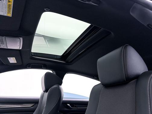 Platinum White Pearl 2022 Honda Accord Sport 2.0T