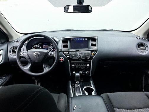 2020 Nissan Pathfinder S 4WD