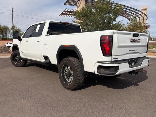 2024 GMC Sierra 3500 AT4