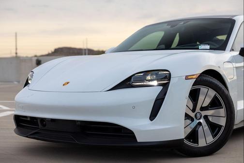2023 Porsche Taycan Base