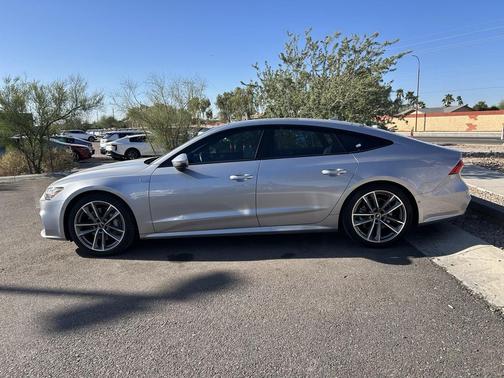 2022 Audi A7 55 Premium Plus