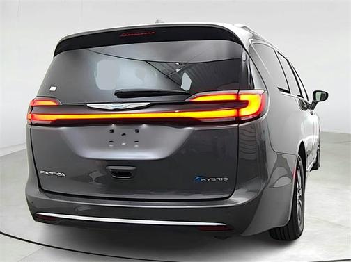 2021 Chrysler Pacifica Hybrid Limited