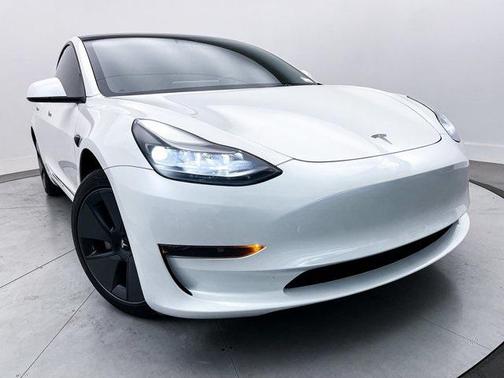 2023 Tesla Model 3 Standard Range