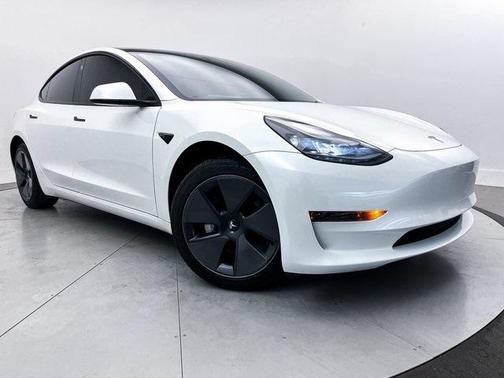 2023 Tesla Model 3 Standard Range