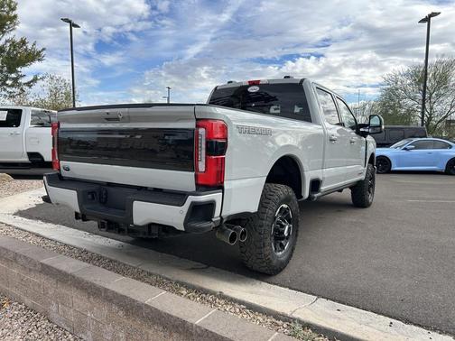 2025 Ford F-350 Platinum
