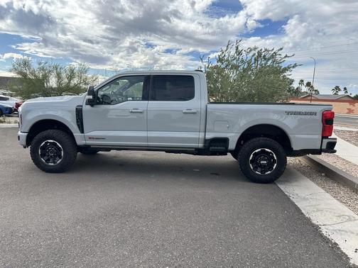 2025 Ford F-350 Platinum