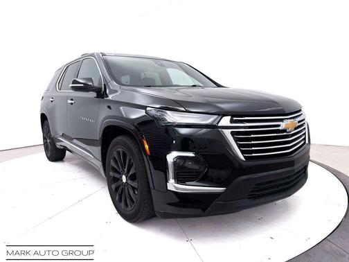 Mosaic Black Metallic 2023 Chevrolet Traverse Premier