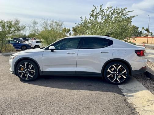 2021 Polestar 2 Launch Edition