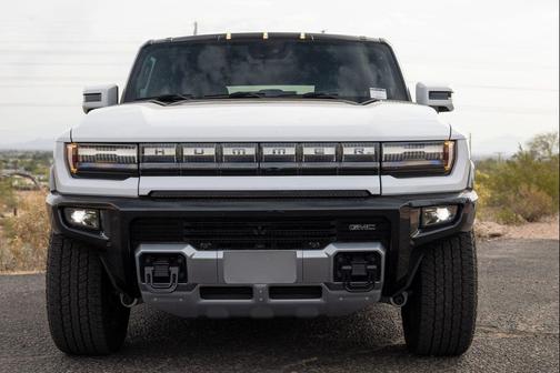 Interstellar White 2025 GMC HUMMER EV SUV 2X