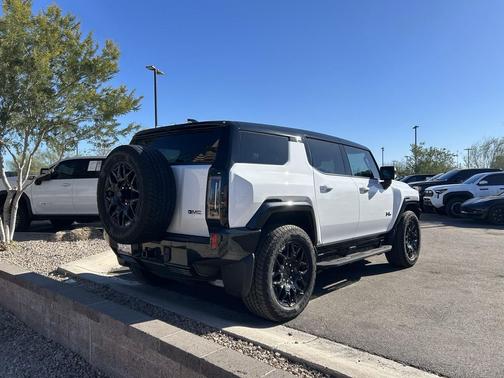 2025 GMC HUMMER EV SUV 2X