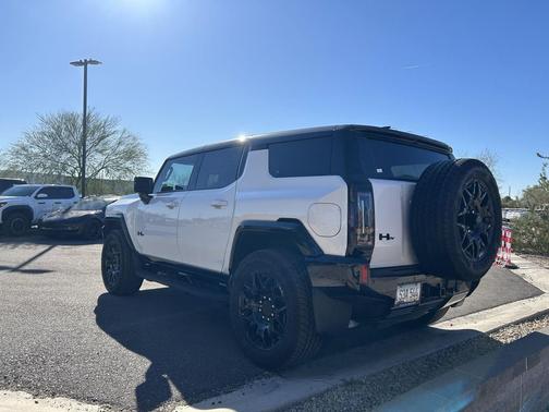 2025 GMC HUMMER EV SUV 2X