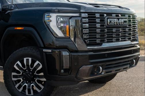 2024 GMC Sierra 3500 Denali