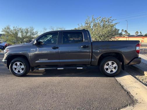 2021 Toyota Tundra SR5