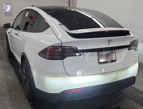 2023 Tesla Model X Standard Range