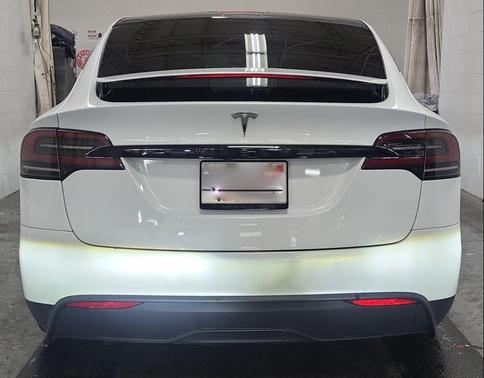 2023 Tesla Model X Standard Range