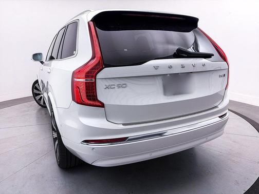 2024 Volvo XC90 B6 Plus Bright Theme 7-Seater