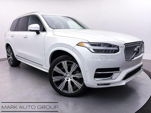 2024 Volvo XC90 B6 Plus Bright Theme 7-Seater