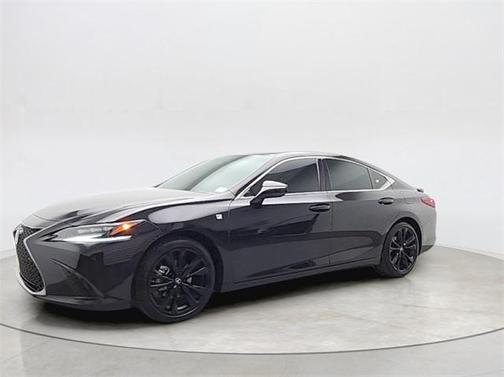 2024 Lexus ES 300h F SPORT Handling