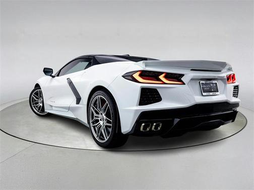 2022 Chevrolet Corvette Stingray w/2LT
