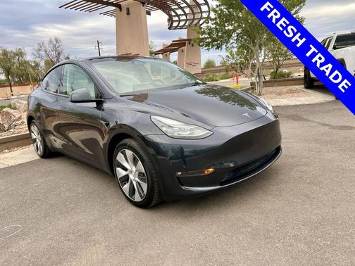 2024 Tesla Model Y Long Range Dual Motor All-Wheel Drive