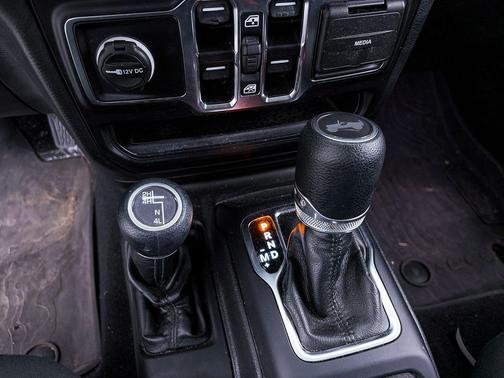 2022 Jeep Wrangler Willys