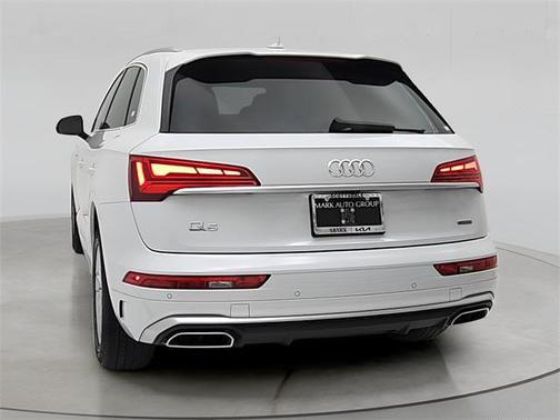 2022 Audi Q5 45 S line Premium