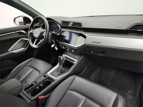 2020 Audi Q3 45 Premium