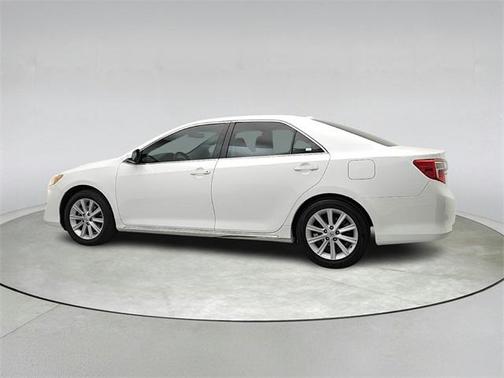 2014 Toyota Camry XLE