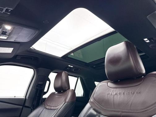STAR WHITE MET TRI-COAT 2021 Ford Explorer Platinum