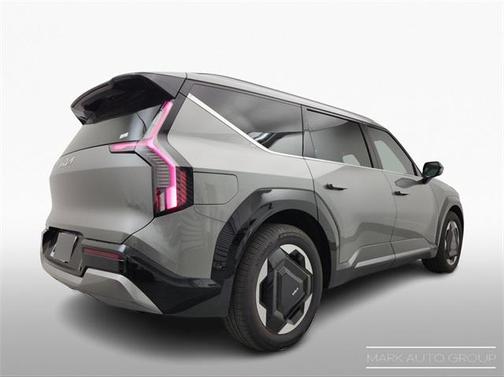 2024 Kia EV9 Land