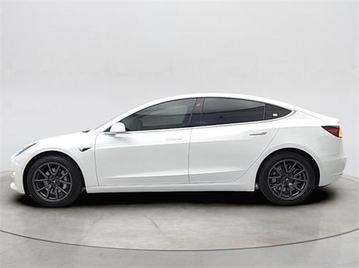 2019 Tesla Model 3 Standard Range