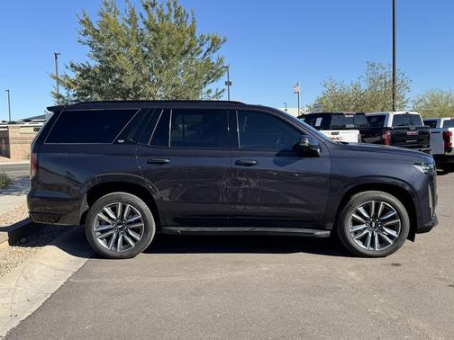 2022 Cadillac Escalade Sport