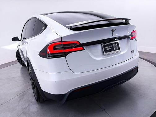 Pearl White Multi-Coat 2022 Tesla Model X Plaid Tri Motor All-Wheel Drive