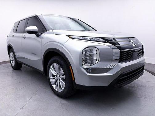 2025 Mitsubishi Outlander ES 2.5 2WD