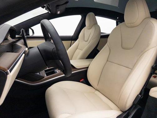 2024 Tesla Model S Long Range